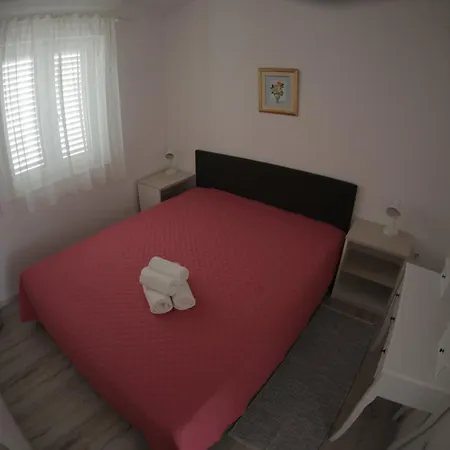 Apartment Ugljan Sea View Two-bedroom Kali